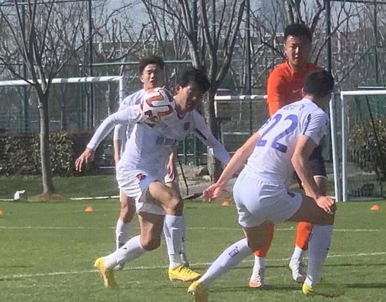易易亲