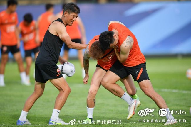 亚洲美腿丝袜综合一区